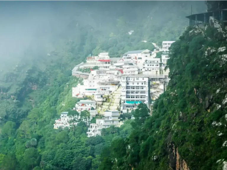 Mata Vaishno Devi Tour with Patnitop